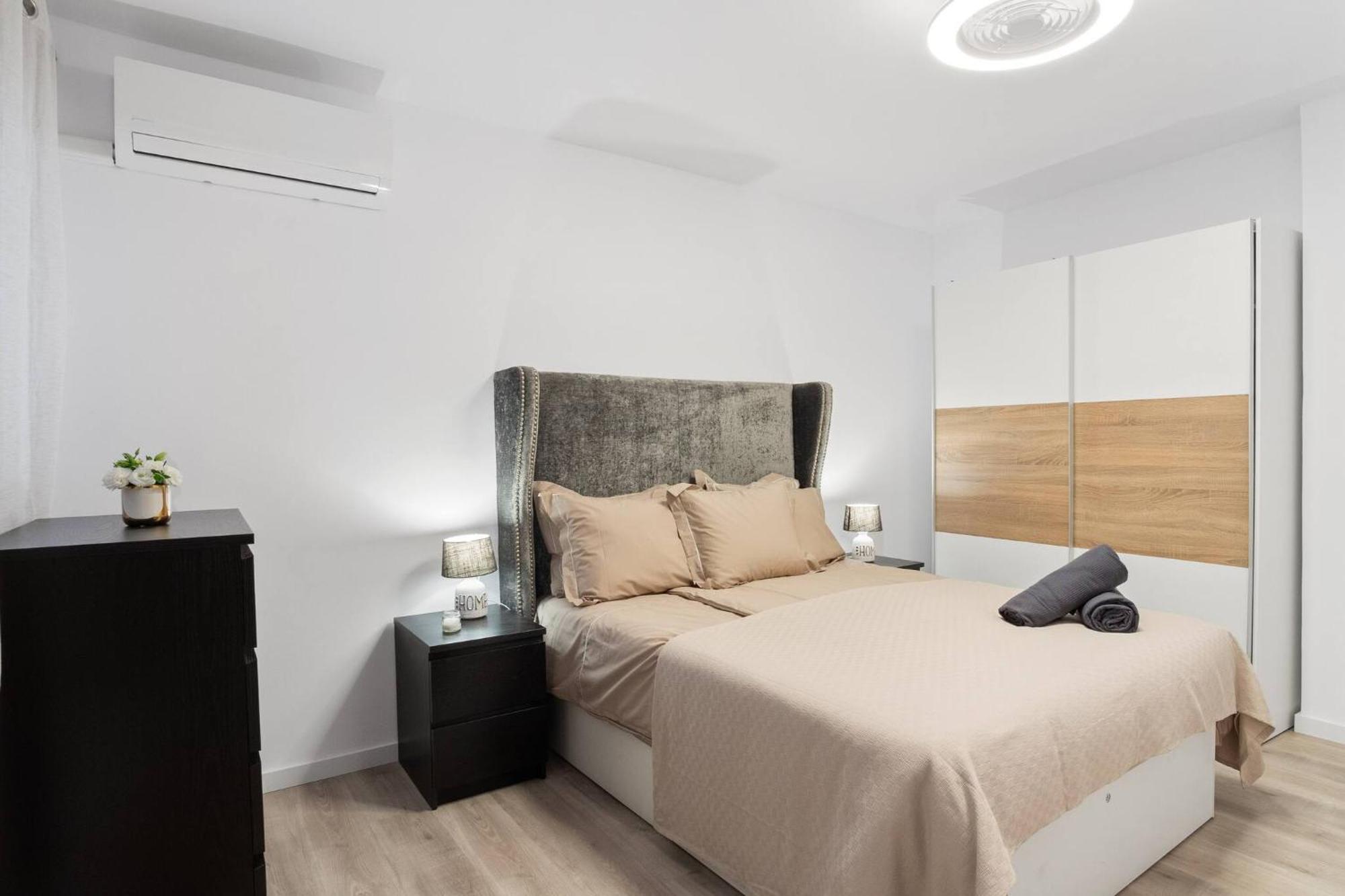 Noche By The Sea Apartment Torrevieja Exterior photo